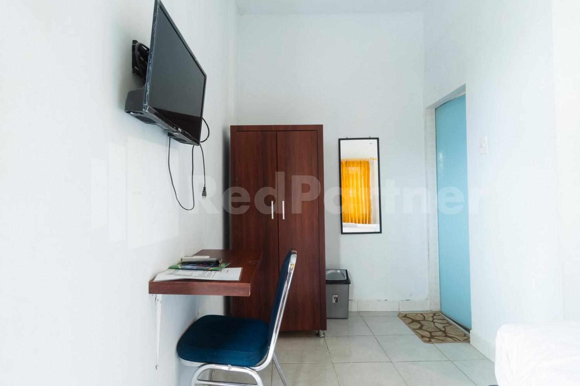 Teratai Guesthouse At Rs Adam Malik Medan Mitra Reddoorz מראה חיצוני תמונה